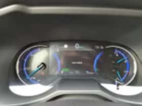 Toyota RAV4 (2021) thumbnail 39