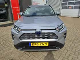 Toyota RAV4 (2021) thumbnail 5