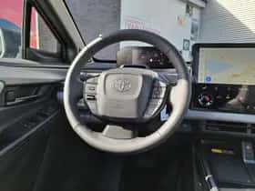 Toyota C hr (2026) thumbnail 16