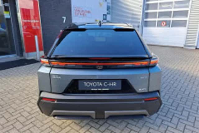 Toyota C hr (2026) thumbnail 6