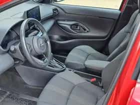 Toyota Yaris Cross (2022) thumbnail 12