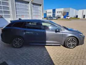 Toyota Corolla (2024) thumbnail 5