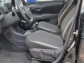 Toyota Aygo (2021) thumbnail 14