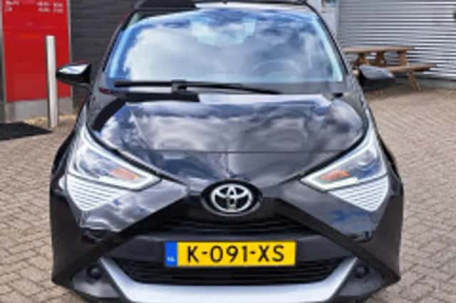 Toyota Aygo (2021) thumbnail 3