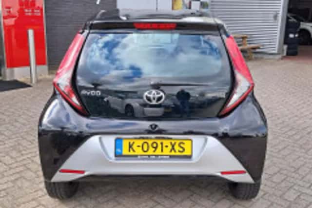Toyota Aygo (2021) thumbnail 4