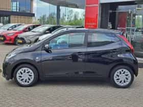 Toyota Aygo (2021) thumbnail 6