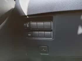 Toyota Yaris (2025) thumbnail 18