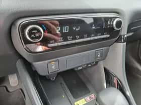 Toyota Yaris (2024) thumbnail 26