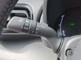 Toyota Yaris (2024) thumbnail 42