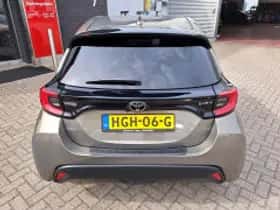 Toyota Yaris (2024) thumbnail 6