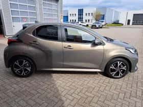 Toyota Yaris (2024) thumbnail 10