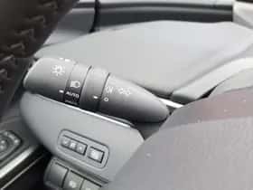 Toyota bZ4X (2026) thumbnail 21