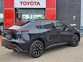 Toyota bZ4X (2026) thumbnail 8