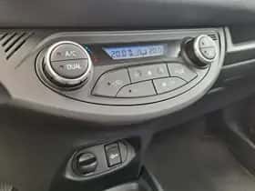 Toyota Yaris (2018) thumbnail 27