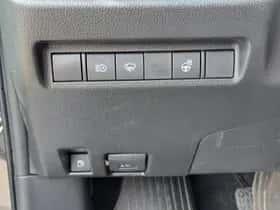 Toyota RAV4 (2022) thumbnail 19