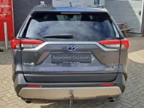 Toyota RAV4 (2022) thumbnail 6