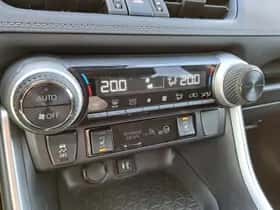 Toyota RAV4 (2019) thumbnail 25