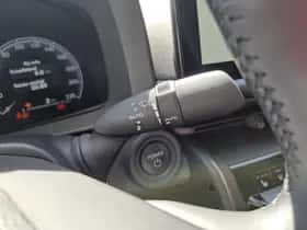 Toyota C hr (2025) thumbnail 23