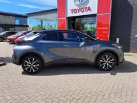 Toyota C hr (2025) thumbnail 4