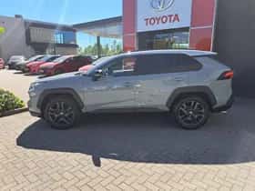 Toyota RAV4 (2022) thumbnail 9