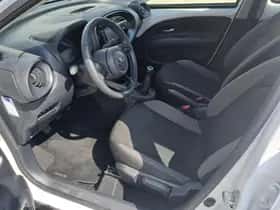 Toyota Aygo X (2023) thumbnail 16