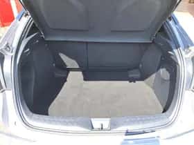 Toyota C hr (2019) thumbnail 28
