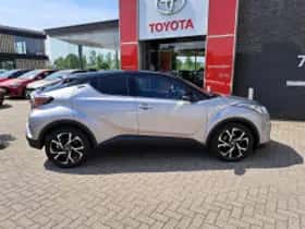 Toyota C hr (2019) thumbnail 4