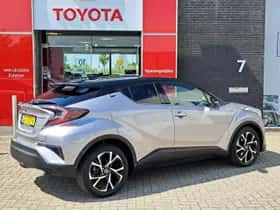 Toyota C hr (2019) thumbnail 8