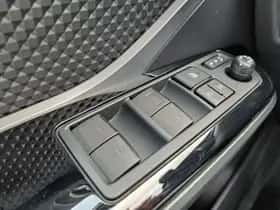 Toyota C hr (2023) thumbnail 20