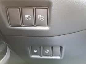Toyota C hr (2023) thumbnail 21