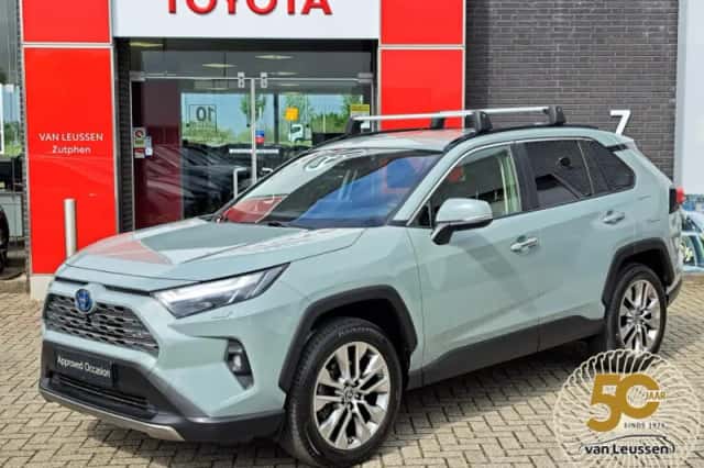 Toyota RAV4 (2023) thumbnail 1