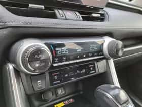 Toyota RAV4 (2023) thumbnail 30