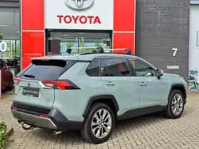 Toyota RAV4 (2023) thumbnail 8