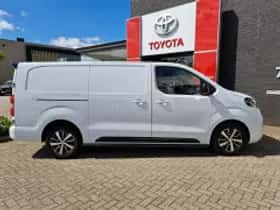 Toyota Proace (2024) thumbnail 4