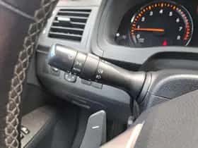 Toyota Avensis (2011) thumbnail 22