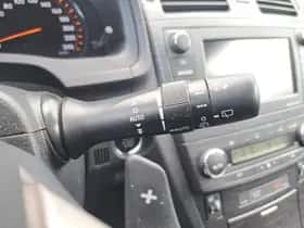 Toyota Avensis (2011) thumbnail 25