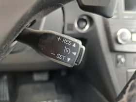 Toyota Avensis (2011) thumbnail 26