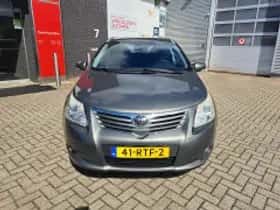 Toyota Avensis (2011) thumbnail 5