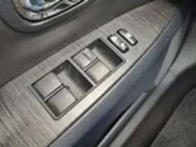 Toyota Avensis (2011) thumbnail 47