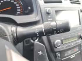 Toyota Avensis (2011) thumbnail 52