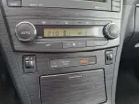 Toyota Avensis (2011) thumbnail 55