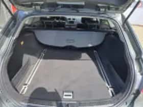Toyota Avensis (2011) thumbnail 57