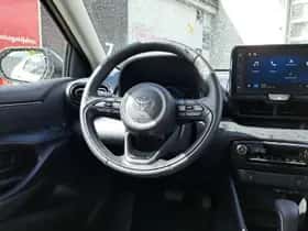 Toyota Yaris (2025) thumbnail 16
