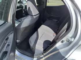 Toyota Yaris (2025) thumbnail 29