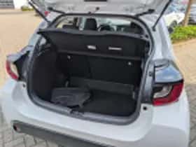 Toyota Yaris (2022) thumbnail 39