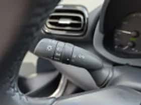 Toyota Yaris (2022) thumbnail 45