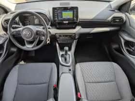 Toyota Yaris (2022) thumbnail 8