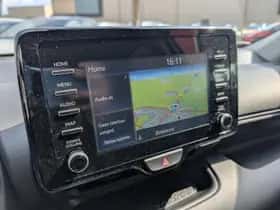 Toyota Yaris (2022) thumbnail 9