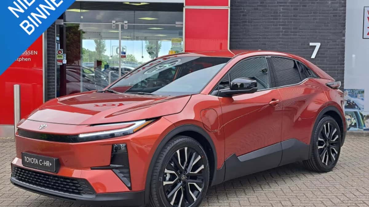 Toyota C hr (2026) — foto 1