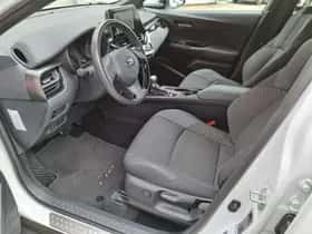 Toyota C hr (2022) thumbnail 16